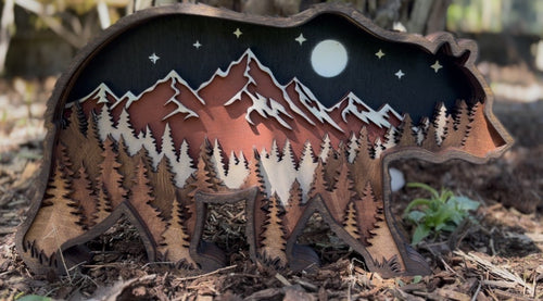 3D Layered Bear with custom Mountain